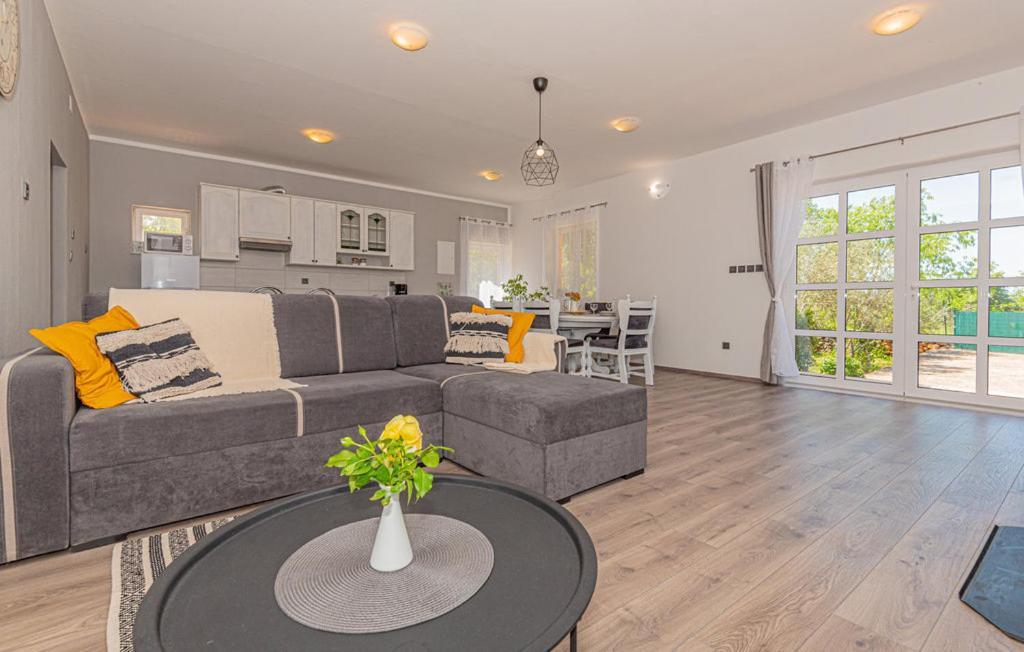 Iris Holiday Home Trbounje Екстериор снимка