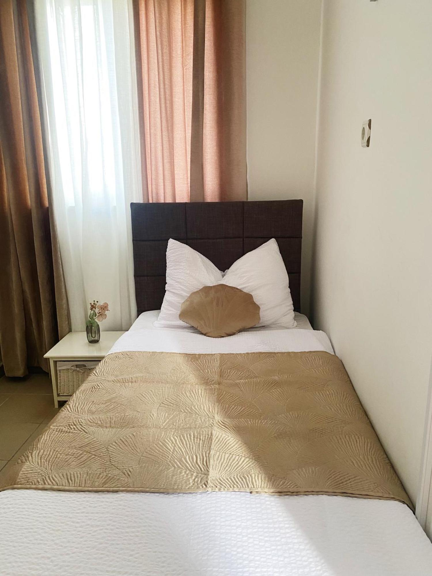Iris Holiday Home Trbounje Екстериор снимка